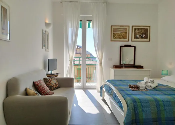 Silvia House Sea View